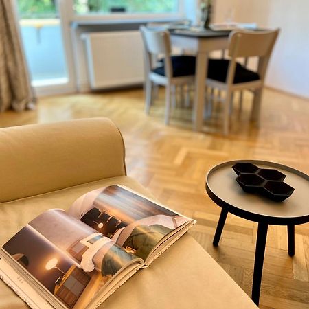 Castanilor 6 - Hip Industrial Apartment Close To City Centre Braşov Dış mekan fotoğraf