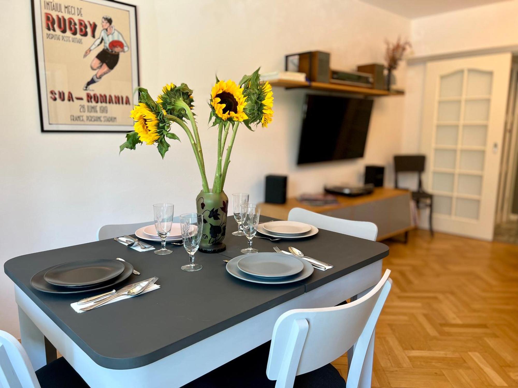 Castanilor 6 - Hip Industrial Apartment Close To City Centre Braşov Dış mekan fotoğraf