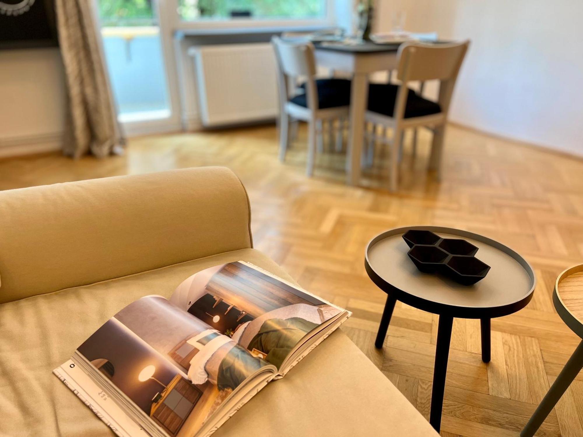 Castanilor 6 - Hip Industrial Apartment Close To City Centre Braşov Dış mekan fotoğraf