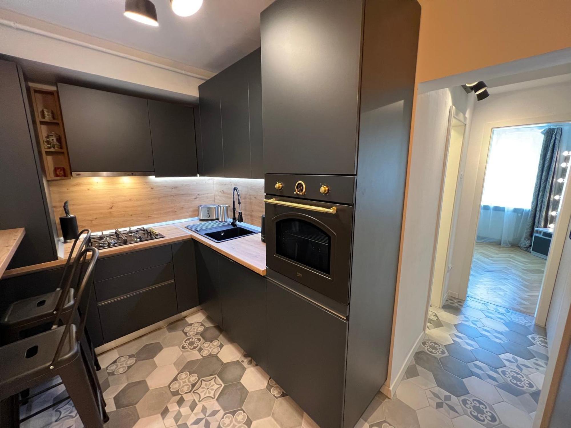 Castanilor 6 - Hip Industrial Apartment Close To City Centre Braşov Dış mekan fotoğraf