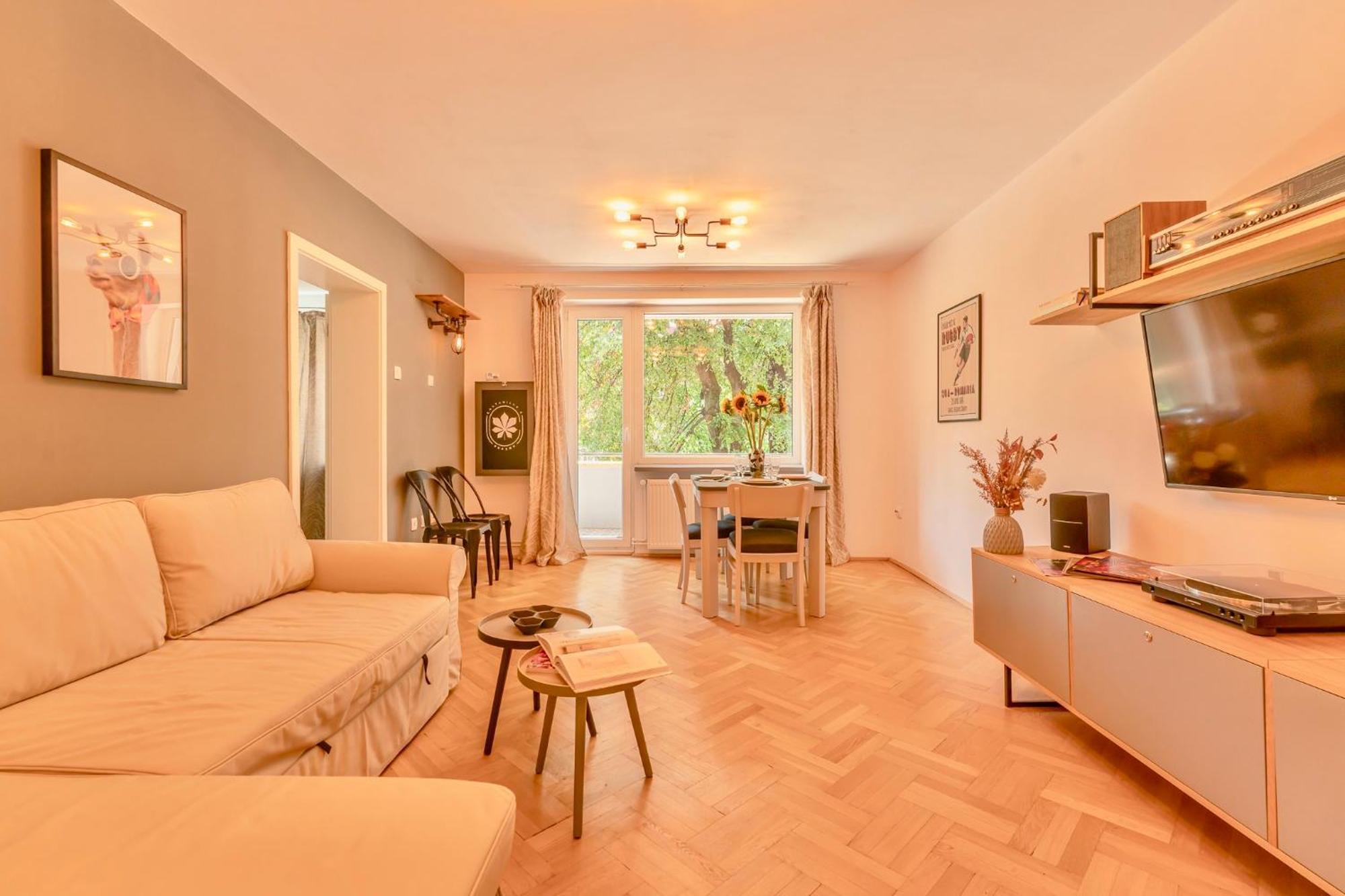 Castanilor 6 - Hip Industrial Apartment Close To City Centre Braşov Dış mekan fotoğraf