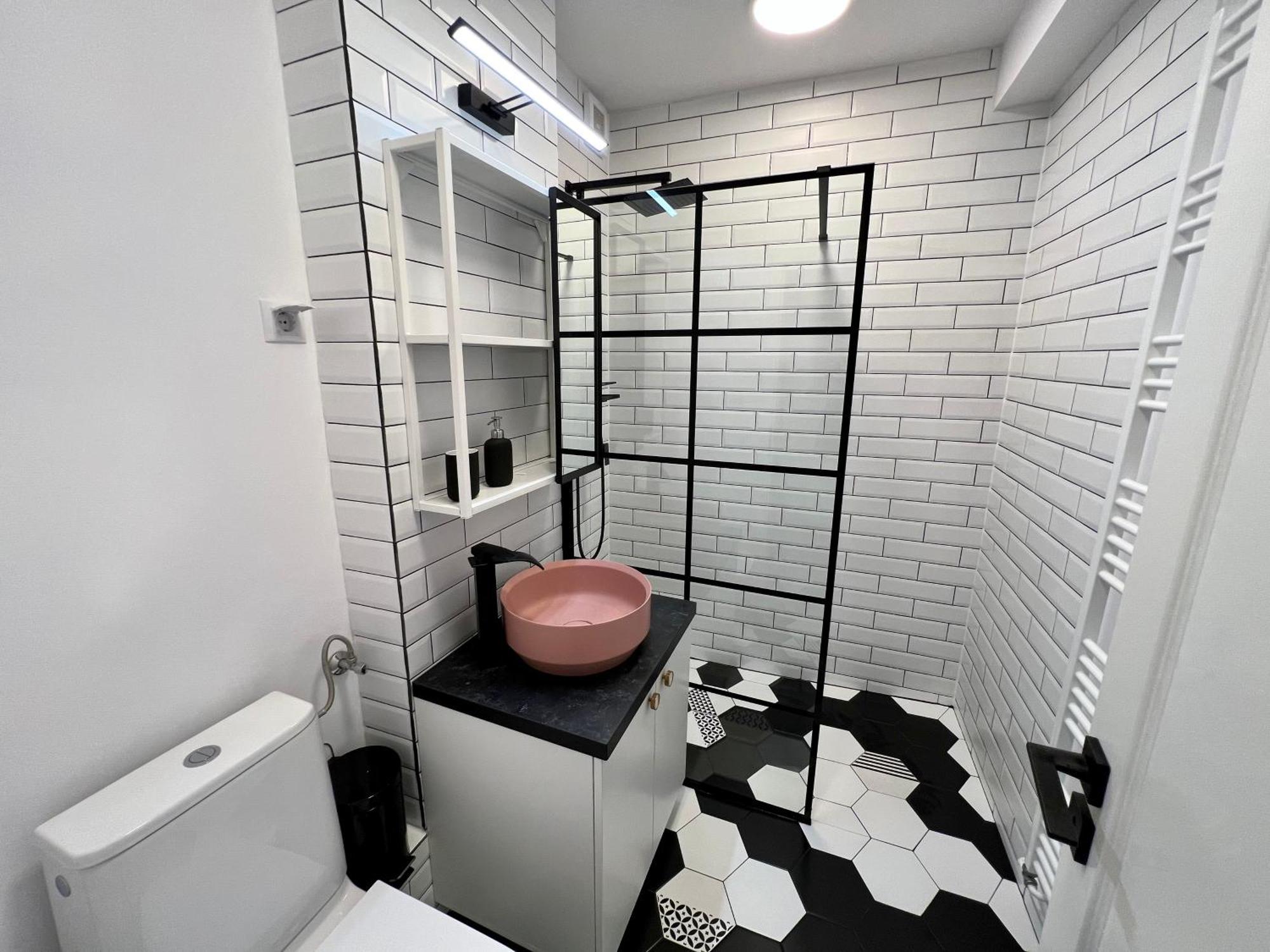 Castanilor 6 - Hip Industrial Apartment Close To City Centre Braşov Dış mekan fotoğraf